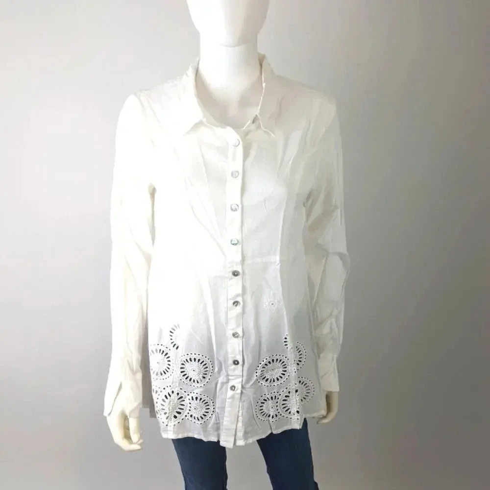 Whitewash Button Front Shirt M